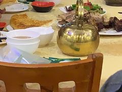 -维吾尔餐厅(宜山路店)