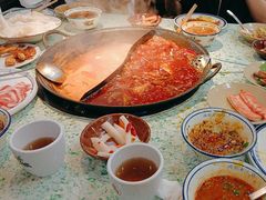 -鸿姐老火锅(疁城新天地店)