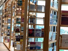 -猫的天空之城概念书店(北戴河蔚蓝海岸店)
