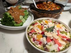 -初蓉丨遇见新川菜(亲贤街荣耀店)