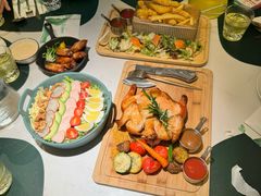 -ins森林童话餐厅coffee&bistro