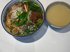 -镇南锅盖面馆(解放路店)