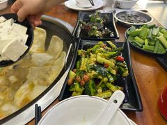 -曹丞相·地锅鸡·地锅鱼(武林店)