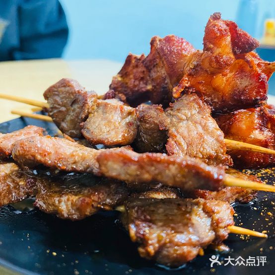 大伟红烧牛肉拉面馆