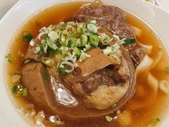 -天下三绝 牛肉面/红酒