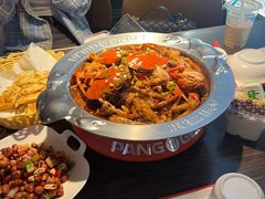 -胖哥俩肉蟹煲(济南世茂国际广场店)