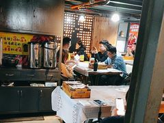 -云晓光头烧烤吧(盛夏店)