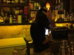 -城墙外BAR