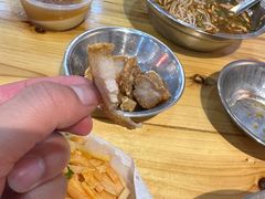 -柳州肥姨妈大骨螺蛳粉(东靖路店)