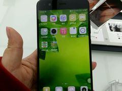 -华为授权体验店(万航渡路)