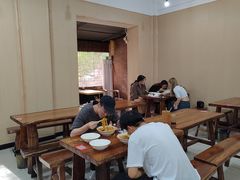 -王菊美食街·王菊面馆(总店)