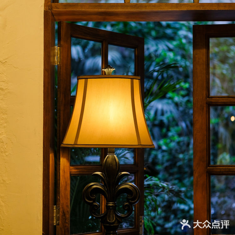 成都首店🧥卖咖啡的美式复古服饰店·SOARIN