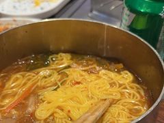 -河坝烧烤串城(金达莱店)