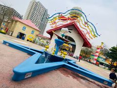 -史努比缤纷世界