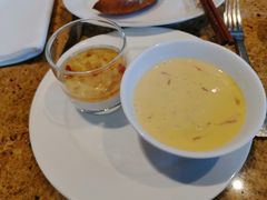 -松山湖凯悦酒店·Café自助餐厅·周末火舞秀表演