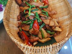 -八木轩·寻味大理白族民俗餐厅(文献路店)