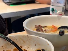 -蒙自源米线大王(东站店)