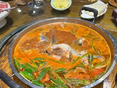 -亮欢寨酸汤鱼(沙冲路店)