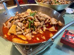 -昱龙大盆牛蛙馆(三兴街总店)