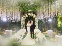 -经典婚纱摄影美学馆·私人定制