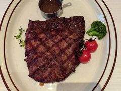 -马克西姆俄罗斯餐厅(通亚街店)