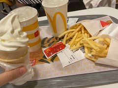 -麦当劳(宝山大厦店)