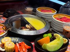 -一绪に和牛寿喜烧(罗湖益田假日店)