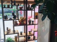 -耳语轻风专业采耳馆(古北花世界商业广场店)