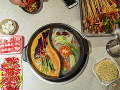 鸳鸯锅-钢管厂五区小郡肝串串香(奥克斯广场锦城万达店)