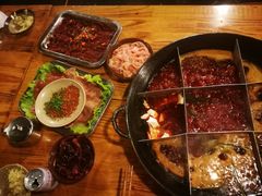 -岗上渣渣老火锅(两路口店)