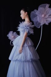 -Renee芮亦婚纱(原丽莎)