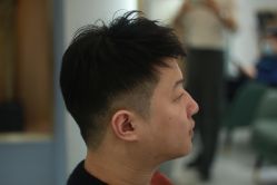 -发饰美男士增发补发假发定制店