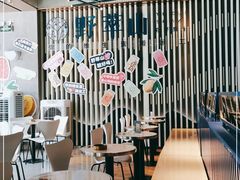 大堂-野萃山·潮汕厚果汁(十亩地店)