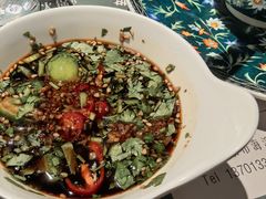 -尚尚仙·酸汤猪手·猪肚鸡火锅(华联万柳购物中心店)