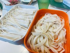 -蛙两只美蛙鱼头火锅(恒茂店)