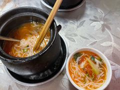 -李记特色罐罐米线(重庆中环大厦店)
