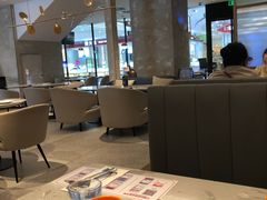大堂-必胜客(龙之梦购物中心店)