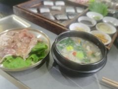 -围炉肉舍•炭烤活鳗•丹东海鲜烤肉(步行街店)