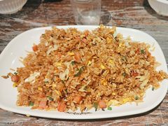 -老街烧烤大排档·地道湖北菜·龙虾馆(汉口火车站店)