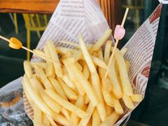 -喵屿·大理花园猫咖