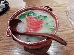 三鲜小锅米线-麦麦山云南菜(复地活力城店)