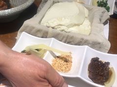 -95号酱骨·一块豆腐(展春园西路店)