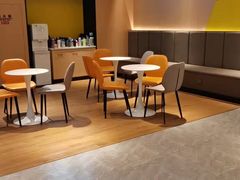 -贝菲特游泳健身(徐泾店)