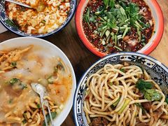 牛多多干拌米粉-袁妈红豆汤(重庆总店)