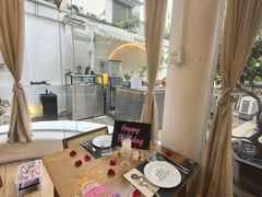 -Mark&Mars Restaurant