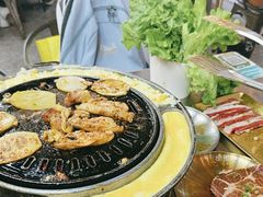 -胡悦里韩式烤肉(芝罘万达广场店)