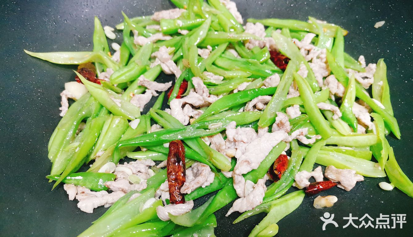 绿油油的下饭菜 · 四季豆炒肉