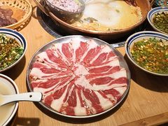 -洱火云南酸菜牛肉火锅(石景山当代商城店)