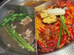 -廖掌柜·重庆鲜货火锅(上海首店)