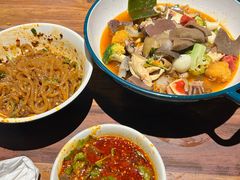 -万记麻辣烫国展总店